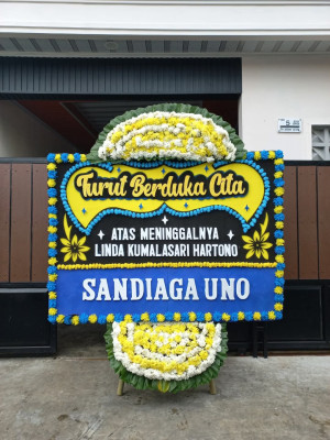 Papan Bunga Duka di Tomajiko